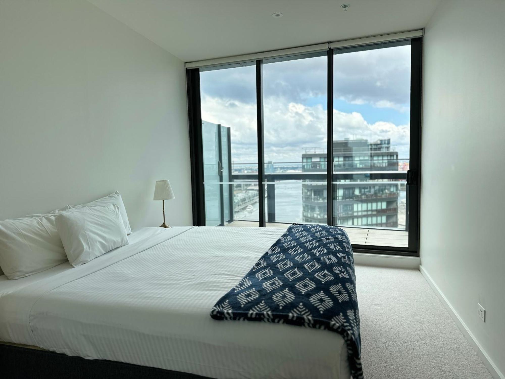 Winston Apartments Docklands Melbourne Exterior foto